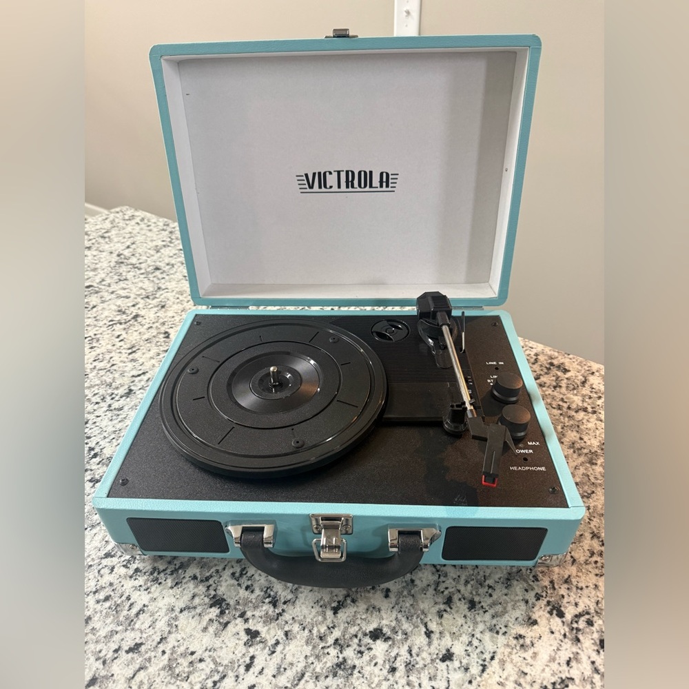 Victrola Turquoise Portable Turntable